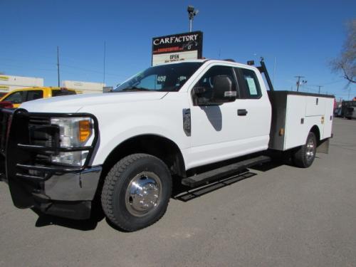 2017 Ford F-350 SuperCab Dually 4WD - Service Body!